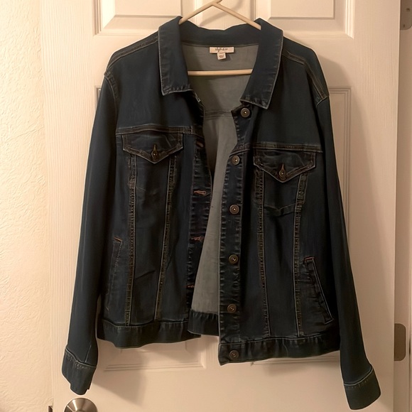 New Jean Jacket. - Picture 1 of 2